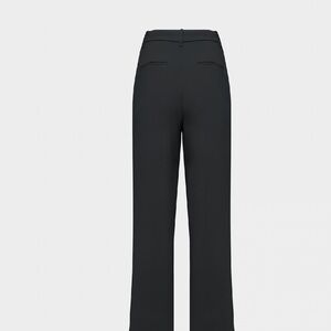 Aritzia The Effortless Pant- Black Crepette